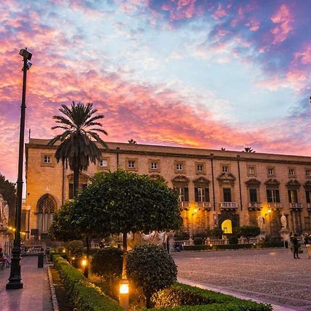 Giusino Home - Centro Storico Palermo Buitenkant foto
